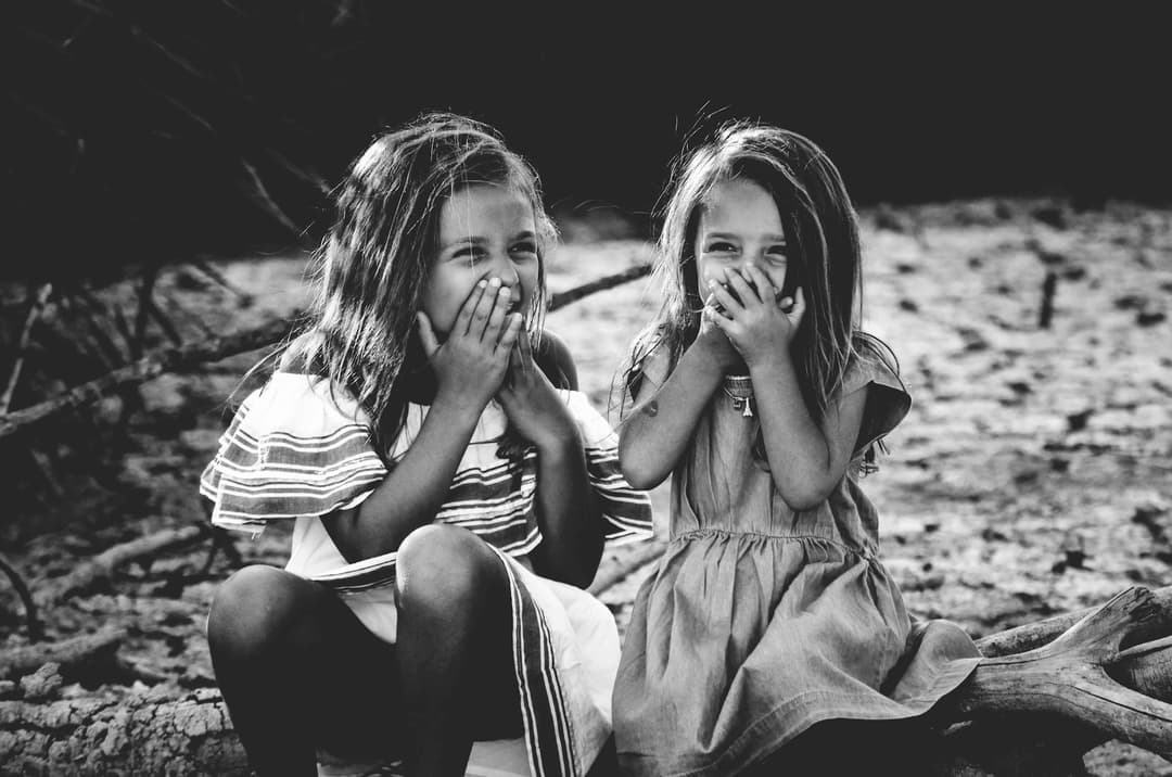 by Caroline Hernandez (https://unsplash.com/@carolinehdz)